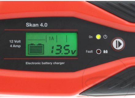 Battery charger multifunctional, digital