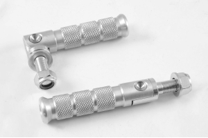 Rear retractable footpegs for universal use